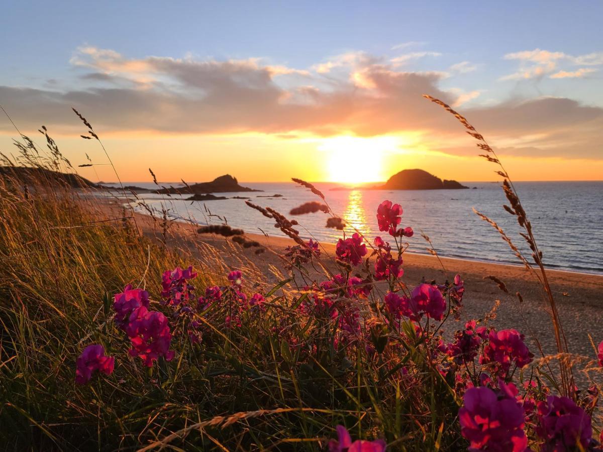 Maison Familiale, Plage A Pied, Proche St Malo Сен-Кулом Экстерьер фото